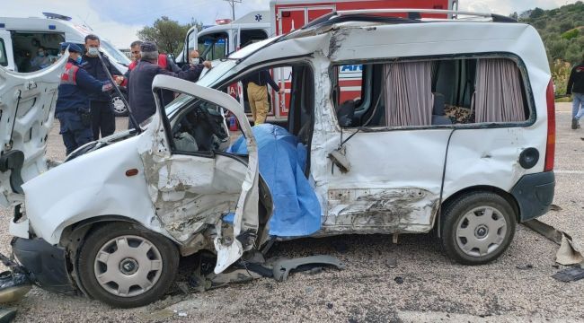 İZMİR'DE TRAFİK KAZASI