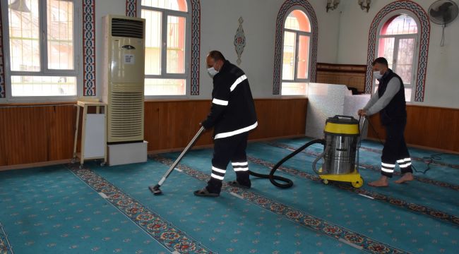 MENEMEN'DE İBADETHANELER RAMAZAN'A HAZIR