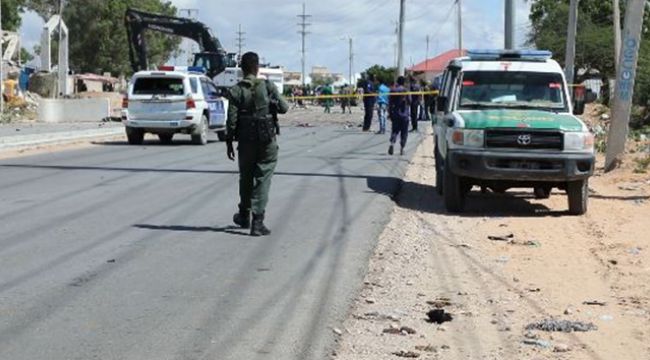 Mogadişu'da bomba yüklü araçla saldırı