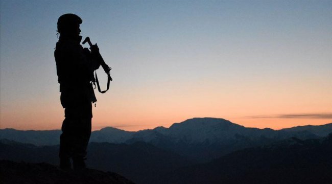'PKK'dan kaçan 1 örgüt mensubu daha teslim oldu'