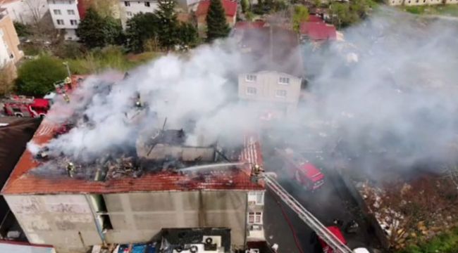 Sarıyer'de bulunan 4 katı binada yangın!