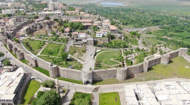 Tarihi adımlar atılıyor, Surlar hayata geri dönüyor