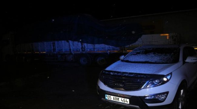 Tokat- Sivas karayolunda ulaşıma 'kar' engeli