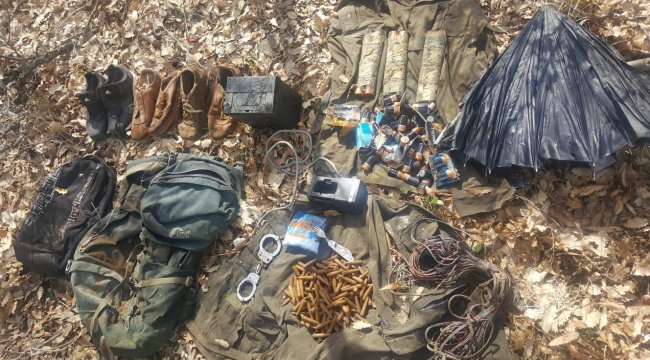 Tunceli'de, teröristlerin sığınağı kullanılamaz hale getirildi