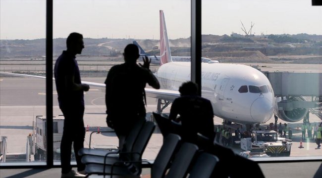 Türkiye'ye hava yoluyla geleceklere PCR testi şartı 31 Mayıs'a uzatıldı