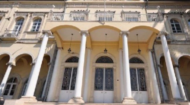 VALİLİK YENİ MESAİ SAATLERİNİ DUYURDU