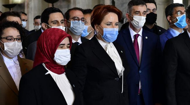 Akşener, Anıtkabir'i ziyaret etti