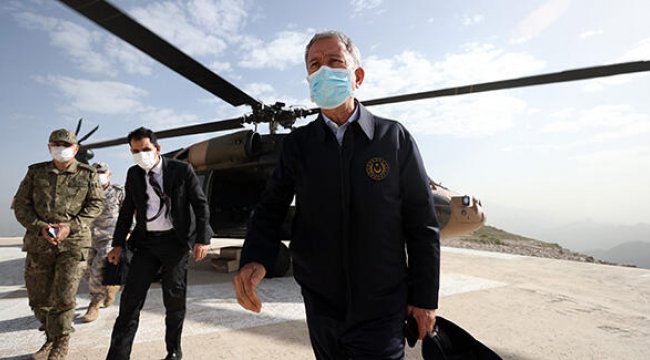 Bakan Akar'dan Yunanistan'a tepki: Haritaya baksınlar