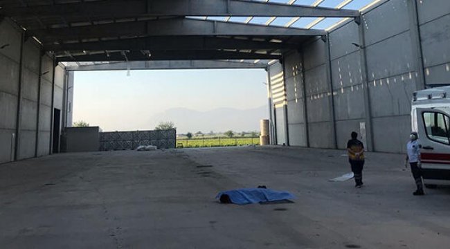 İnşaatın çatısından düşen işçi öldü