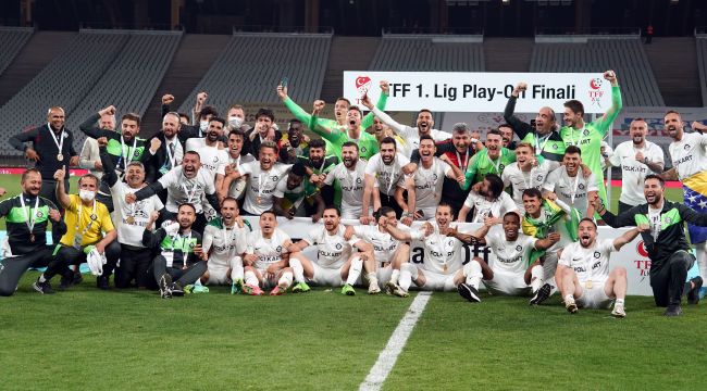 İzmir, 18 yıl aranın ardından iki takımıyla Süper Lig’de