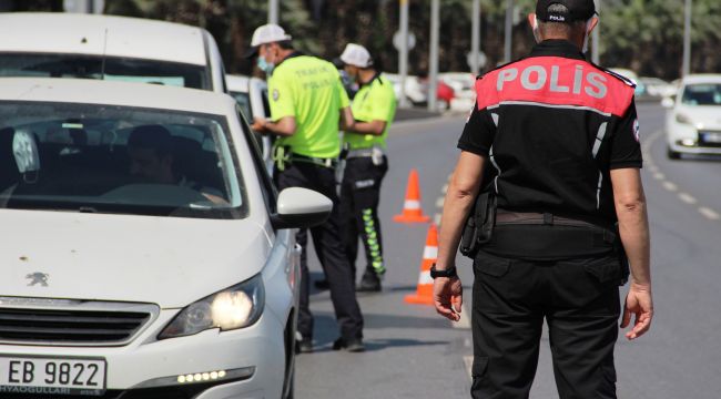 İZMİR'DE DENETİMLER SÜRÜYOR