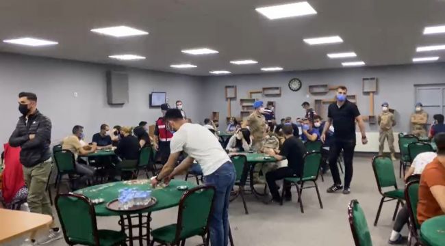 İZMİR&#039;DE JANDARMADAN KUMAR BASKINI