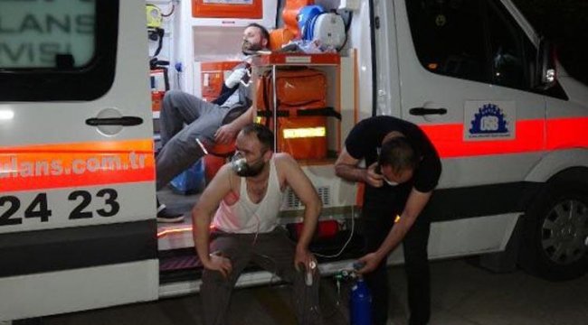 Kauçuk fabrikasında çıkan yangında işçiler dumandan etkilendi