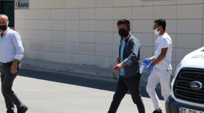Kocasını bıçaklayarak öldürdü!