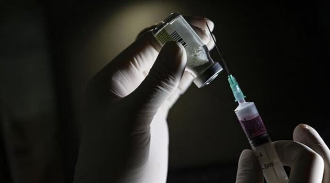 Koronavirüs aşısında 3'üncü doz tartışması! Profesörden önemli açıklama