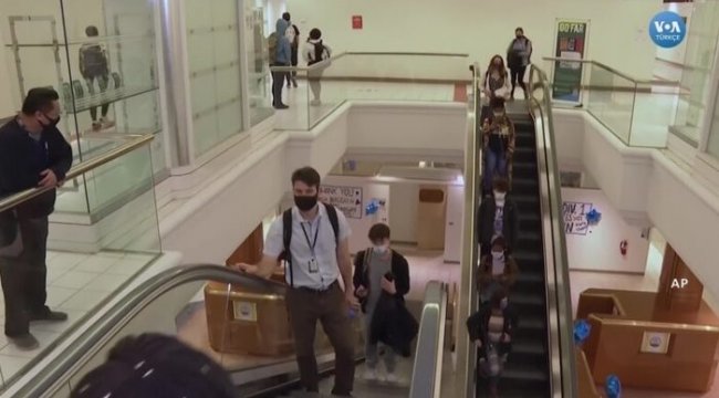 Pandemi ABD'ye Dil Öğrenmeye Gelenlerin Sayısını da Etkiledi