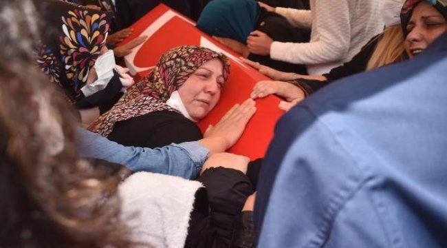 Şehit Uzman Onbaşı Eyyüp Gergin son yolculuğuna uğurlandı