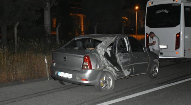 SERVİS ARACI İLE OTOMOBİL ÇARPIŞTI