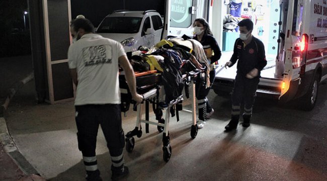Tarım işçilerini taşıyan minibüs takla attı