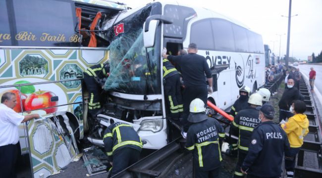 TEM Otoyolu trafiğe kapatıldı, kilometrelerce kuyruk oluştu