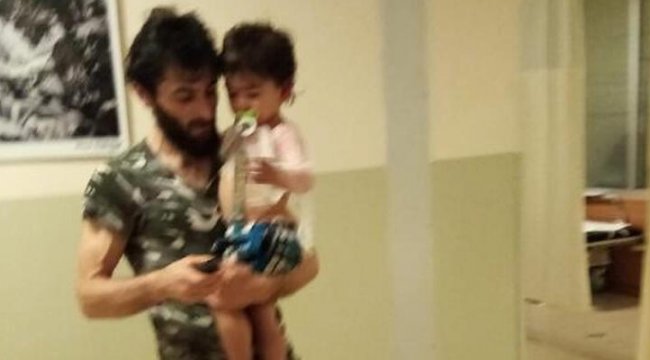 Üzerine kaynar su dökülen Hakan bebek yaralandı