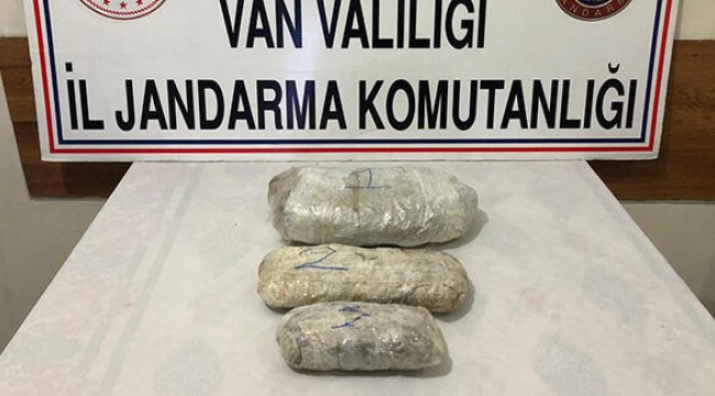 Van'da araziye terk edilmiş 5 kilo 195 gram esrar bulundu