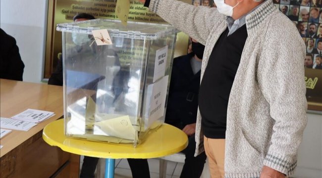14 mahalle muhtarlık seçimi için sandığa gidecek