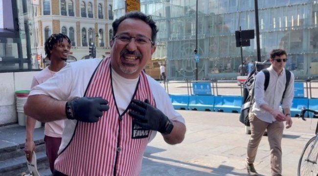 23 Yıl Önce Tiyatro Okumaya Geldi İşadamı oldu
