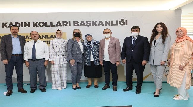 AK KADIN İZMİR'DEN BÖLGE TOPLANTISI