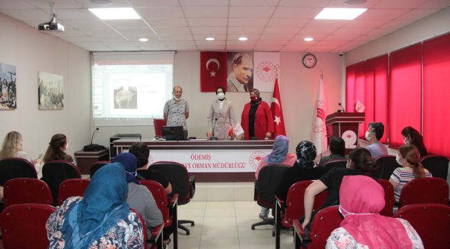 AK KADIN İZMİR, MESLEK SAHİBİ YAPIYOR