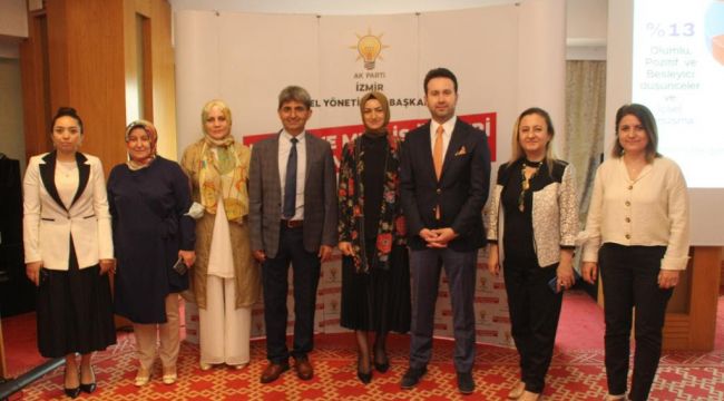 AK PARTİ İZMİR'DEN YEREL YÖNETİMLER ZİRVESİ