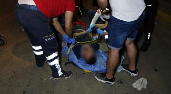 Antalya'da motosikletle otomobil çarpıştı