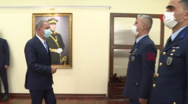 Bakan Akar, Türk Hava Kuvvetlerinin kuruluşunun 110'uncu yılını kutladı