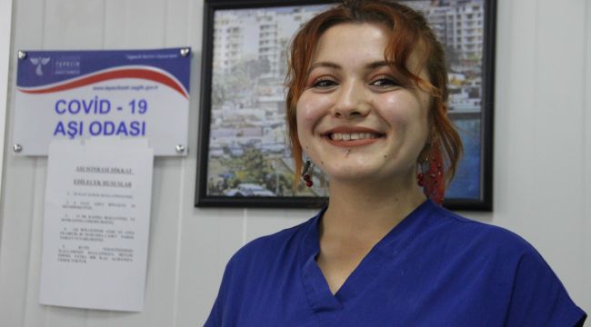 BAKAN KOCA O HEMŞİREYLE KONUŞTU