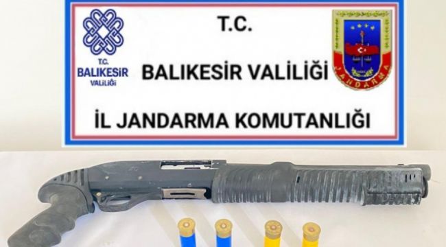 Balıkesir'de jandarmadan 16 aranan şahsa gözaltı