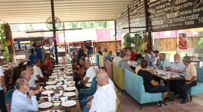 BORNOVA KULÜPLERİ MUHTAR DEDİ