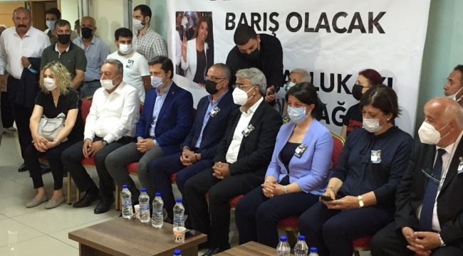 CHP'DEN HDP'YE TAZİYE ZİYARETİ