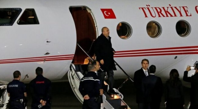 Dışişleri Bakanı Çavuşoğlu Fransa'da