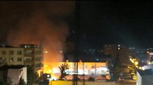 Düğün sonrası atılan havai fişek yangına neden oldu