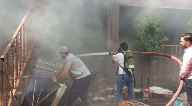 Elazığ'da ev yangını