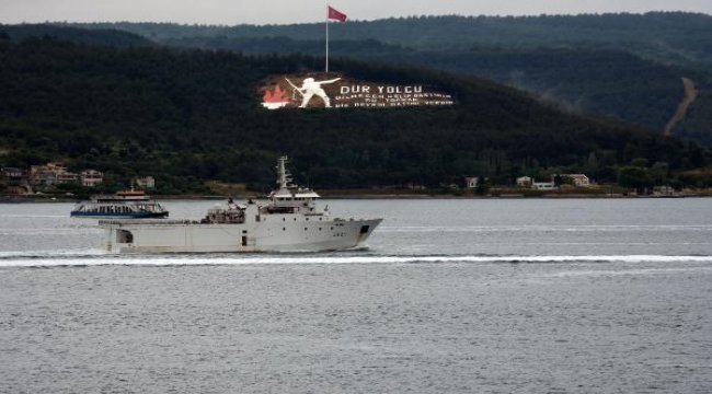 Fransız savaş gemisi, Çanakkale Boğazı’nda