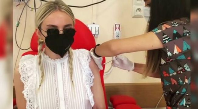 Gülşen koronavirüs aşısı oldu