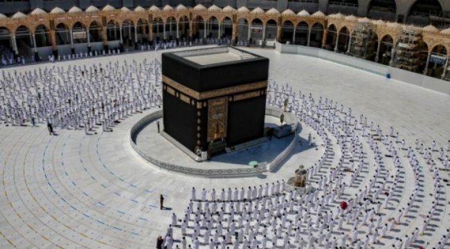 Hac başvurularının başlamasıyla 24 saatte 450 binden fazla kişi başvurdu