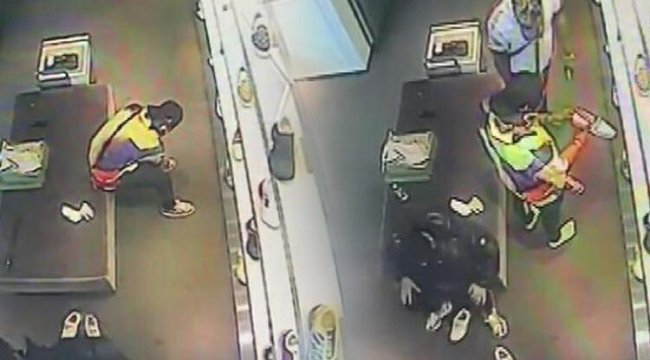 İstanbul'da AVM'de inanılmaz görüntü