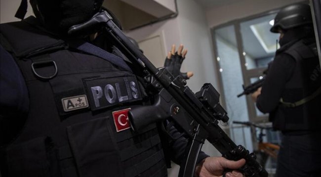 İstanbul merkezli, FETÖ'nün TSK yapılanmasına operasyon