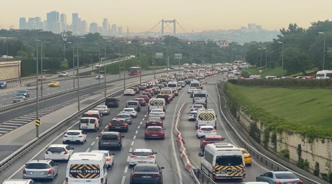 Kısıtlama ardından köprü trafiğinde yoğunluk