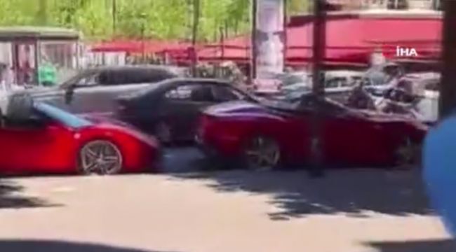 Paris'te, aracını kalabalığın üzerine sürdü