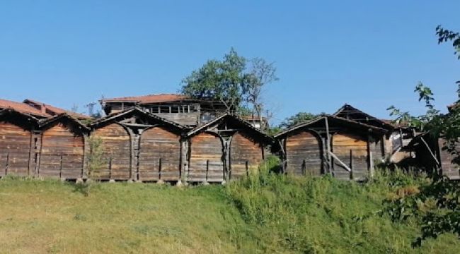 Sındırgı'da kültürel miras: 350 yıllık tahıl ambarları