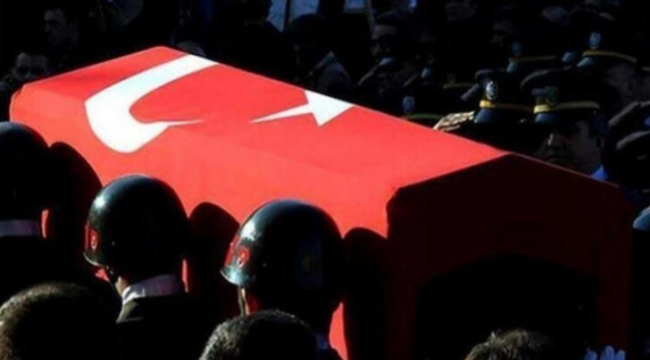 Teröristler üs bölgesine saldırdı