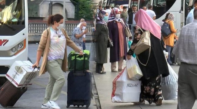 Otogarda bayram dönüşü yoğunluk oluştu!